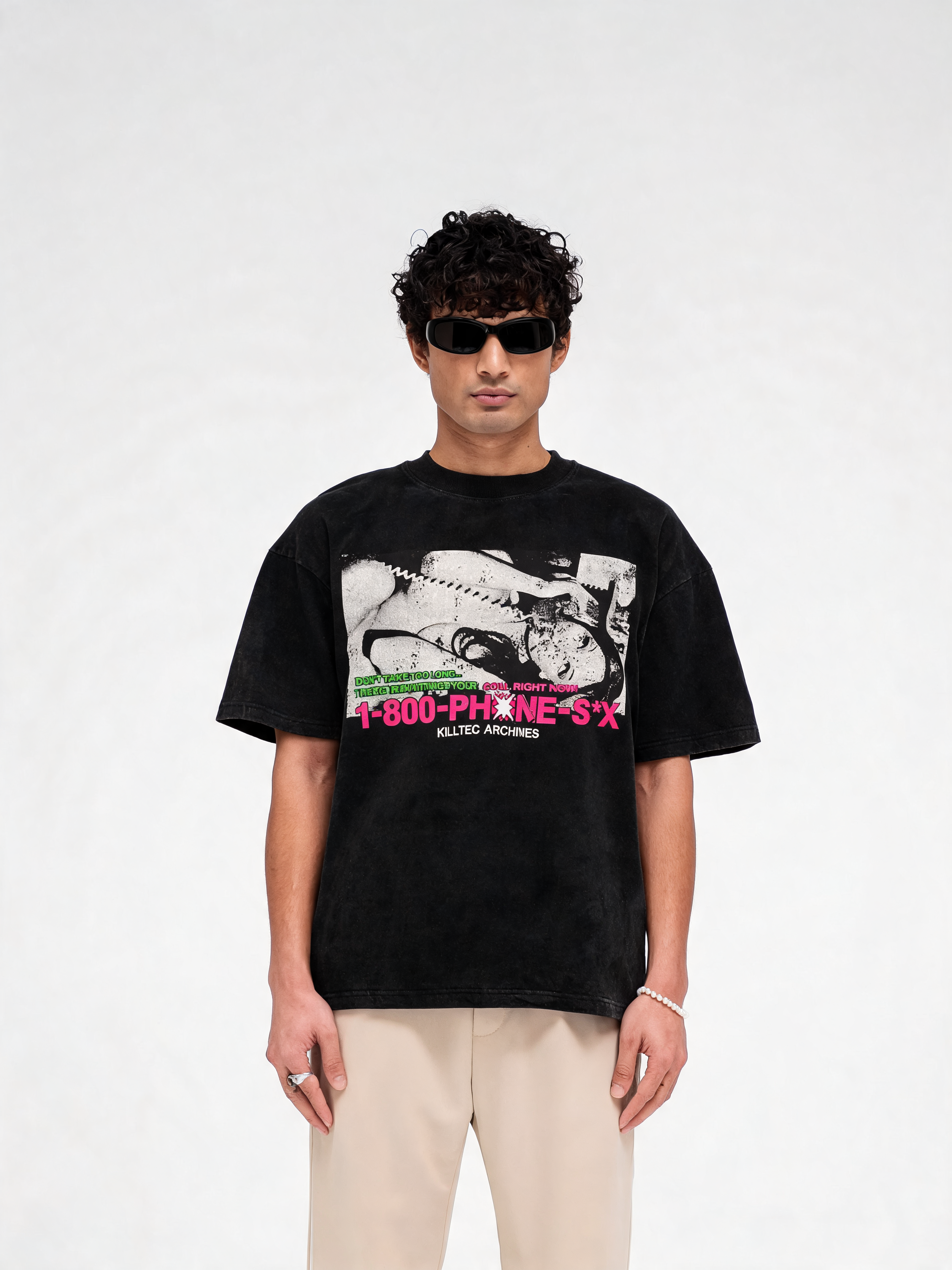 PHONES*X TEE